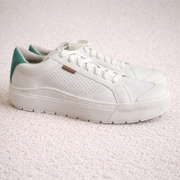 Dr. Scholl's Shoes - Dr. Scholl’s Time Off Platform Sneakers White Green Women’s Size 7.5 NWOT